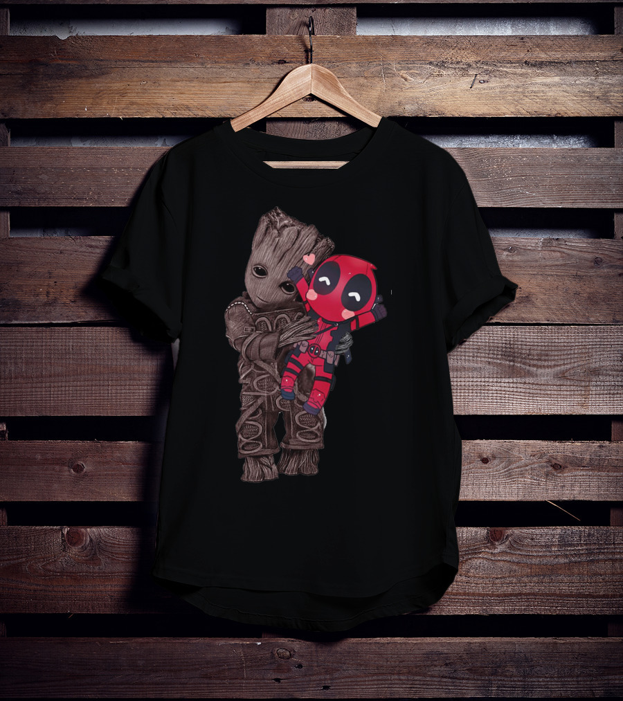 Groot Hugging Chibi Deadpool With Hearts T-Shirt