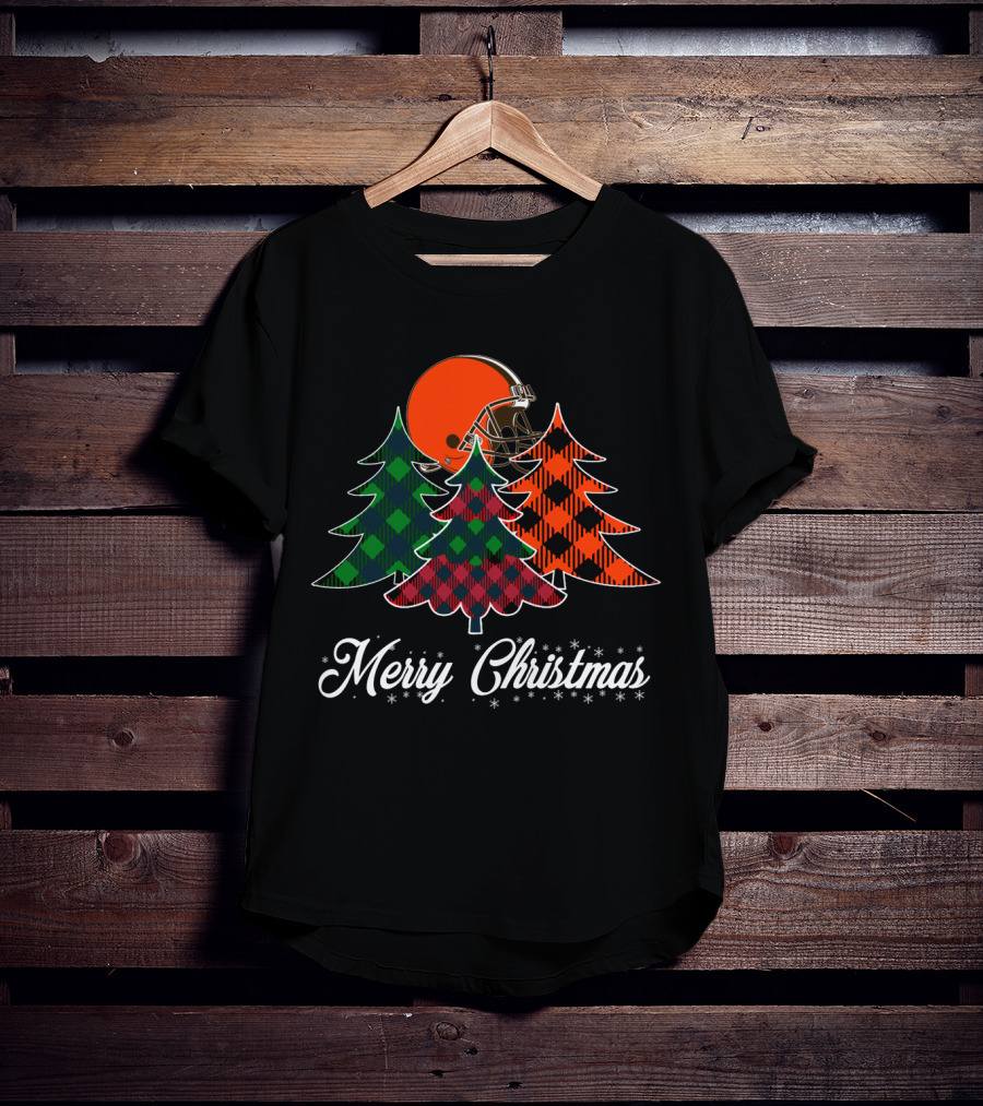 Merry Christmas Cleveland Browns Helmet And Plaid Trees T-Shirt