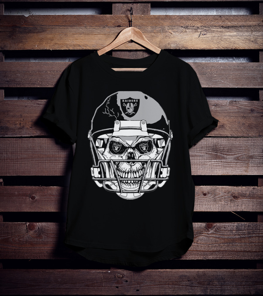 Raider Skull Helmet With Iconic Logo And Lightning Details T-Shirt