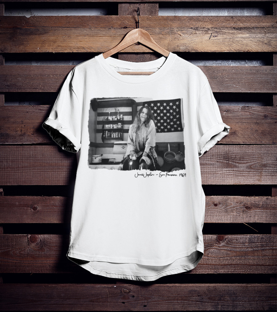 Janis Joplin San Francisco 1969 Kitchen Scene With American Flag T-Shirt