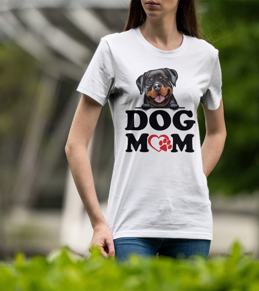 Rottweiler Dog Mom Heart Paw Design For Rottweiler Stickers Enthusiasts T-Shirt