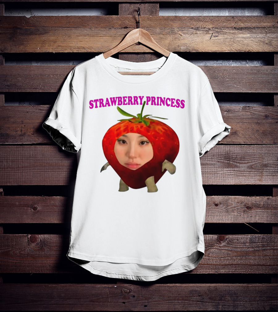 Chaeyoung Strawberry Princess In A Strawberry Costume T-Shirt