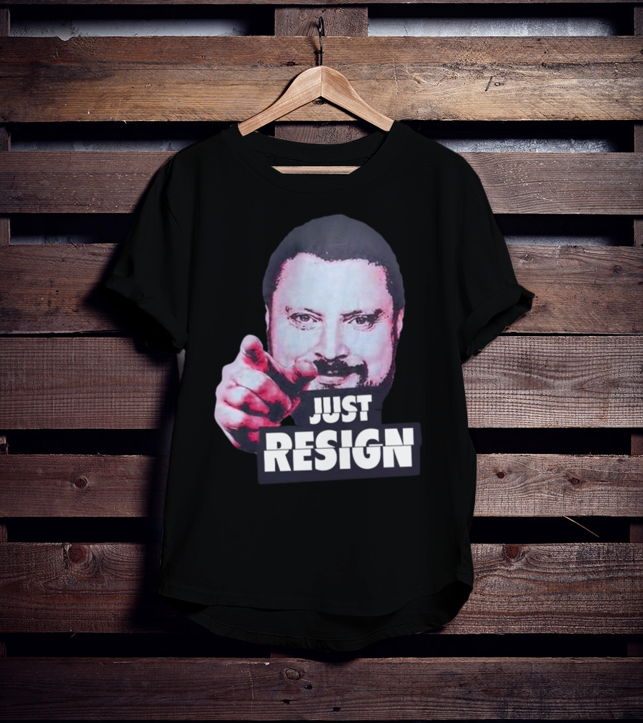 Simon Williams Just Resign Pointing Meme T-Shirt