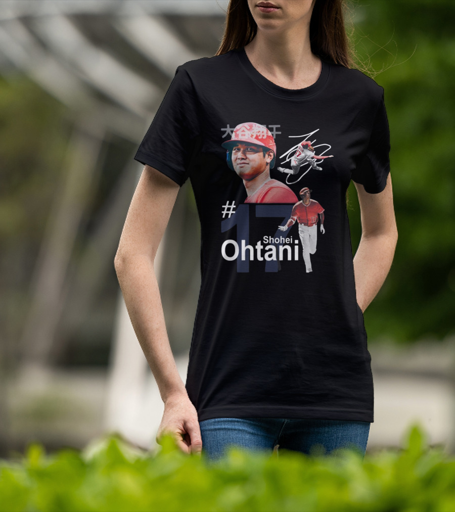 Shohei Ohtani Dynamic #17 Action Poses And Japanese Text T-Shirt