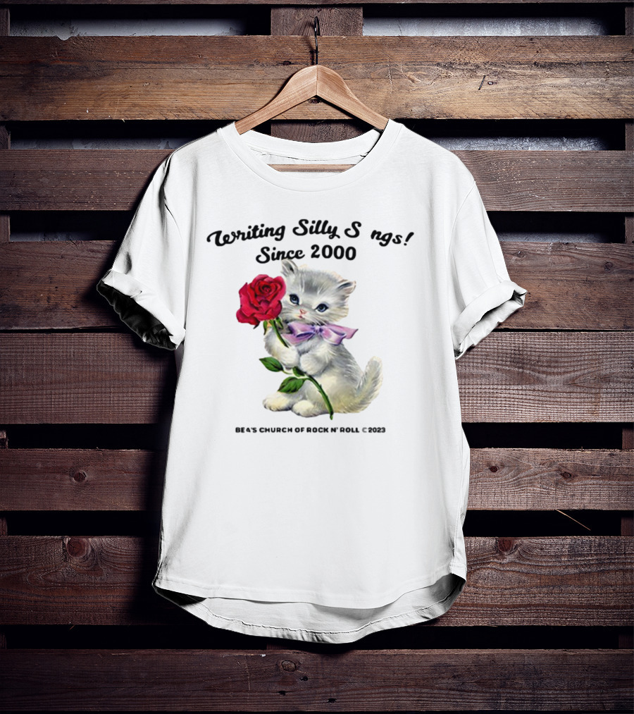 Writing Silly Songs Since 2000 Cute Kitten With Red Rose And Pink Bow T-Shirt