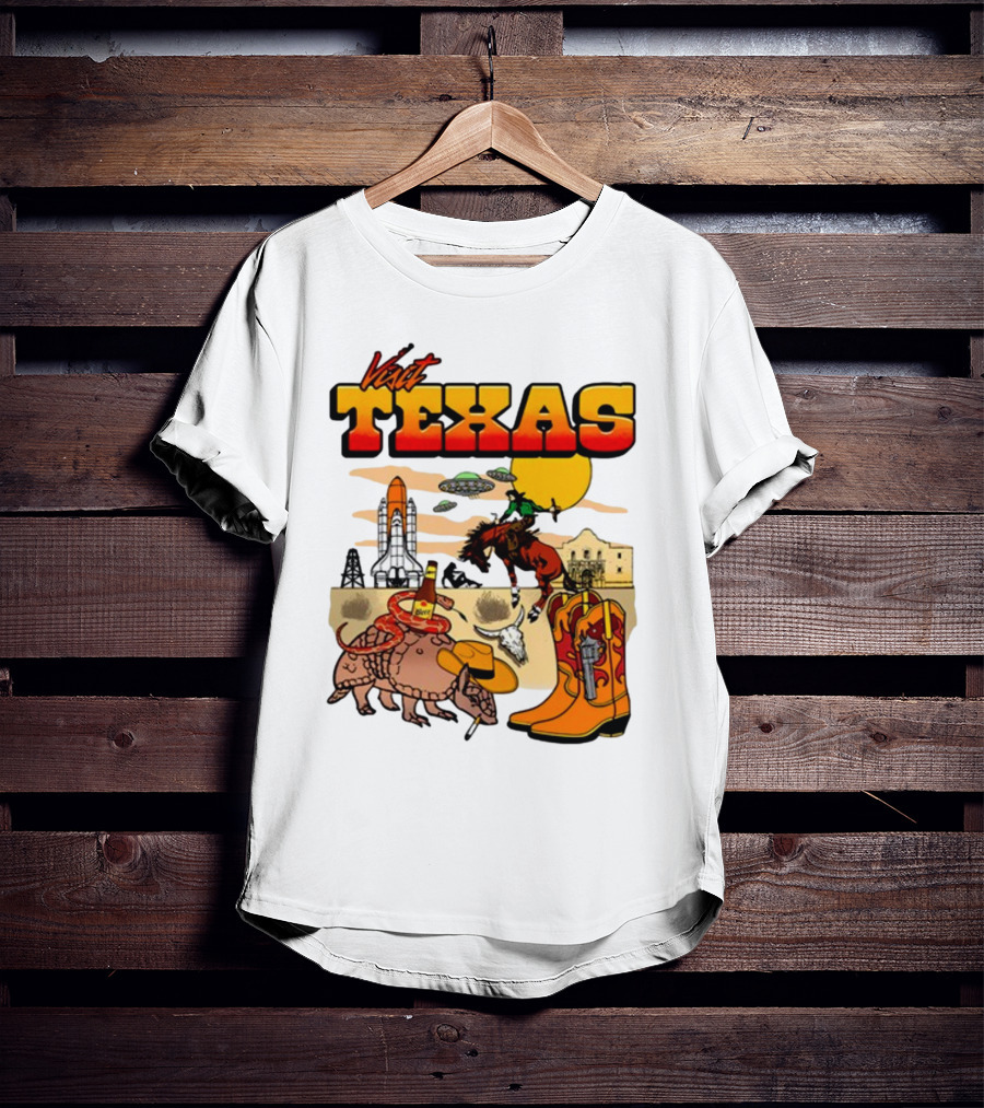 Visit Texas Armadillo Cowboy Boots Space Shuttle UFOs Rodeo Horse Alamo T-Shirt