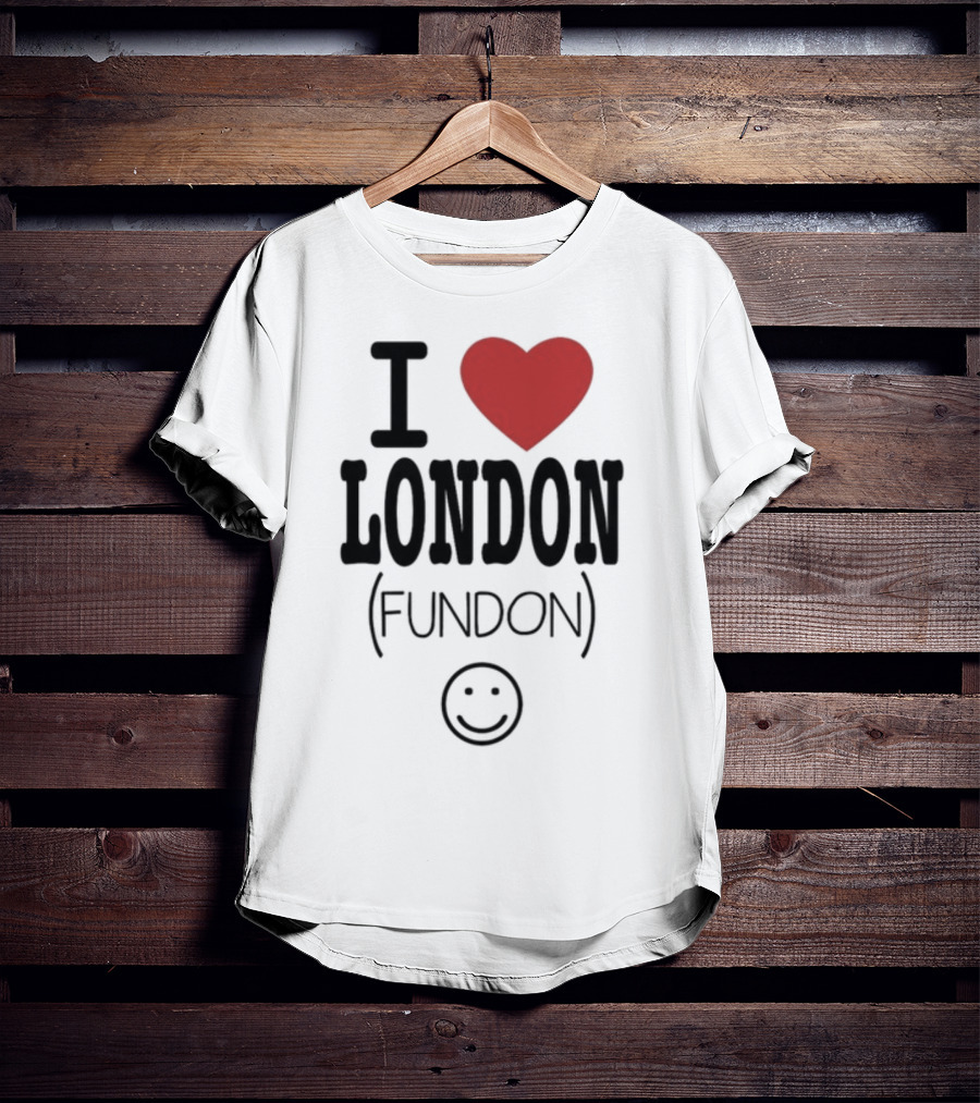 Taylor Swift's I Heart London Fundon Smiley T-Shirt
