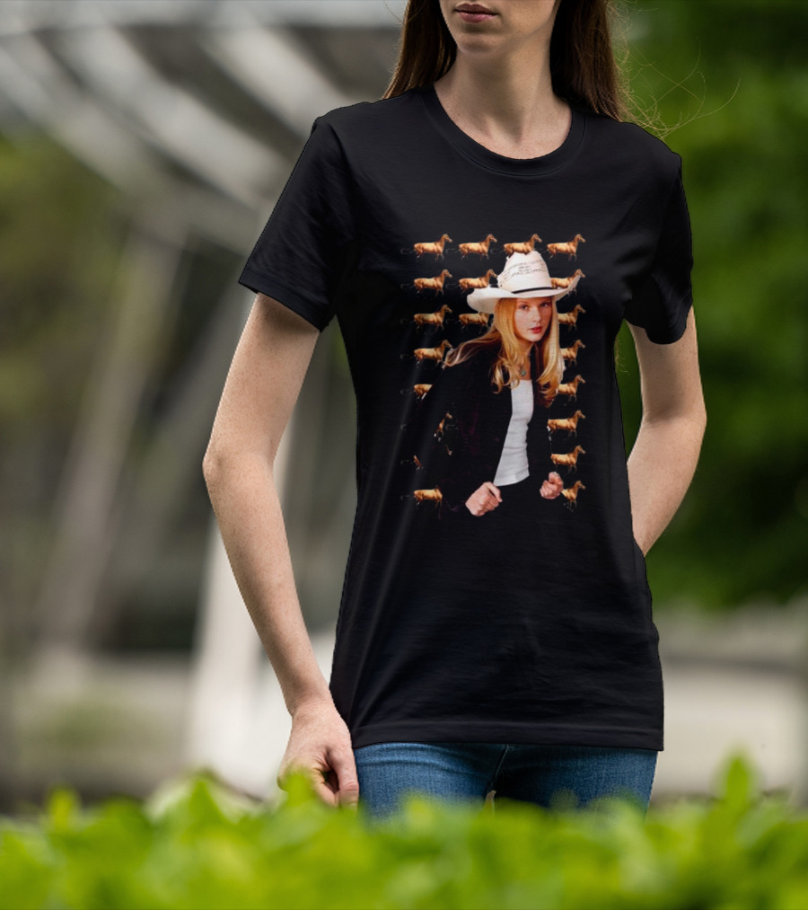 Extreme Horse Girl Cowgirl Aesthetic T-Shirt