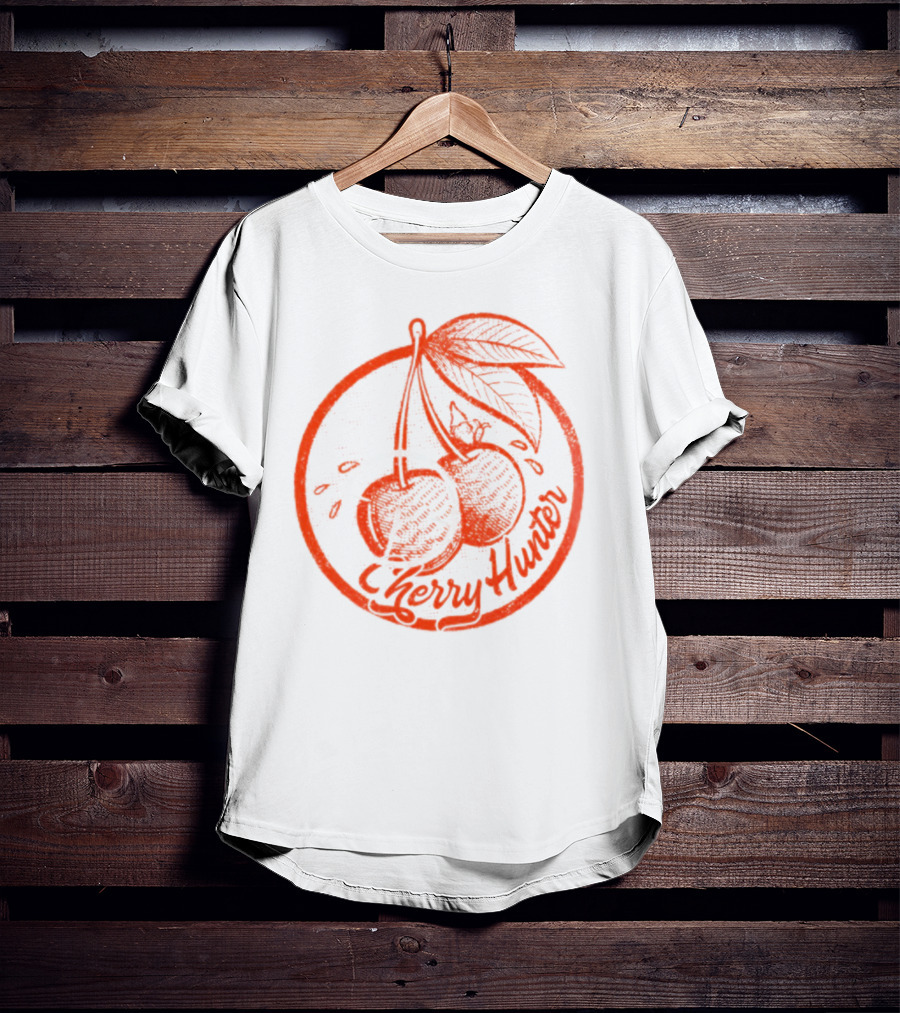 Cherry Hunter Vintage Retro Design Cherries T-Shirt