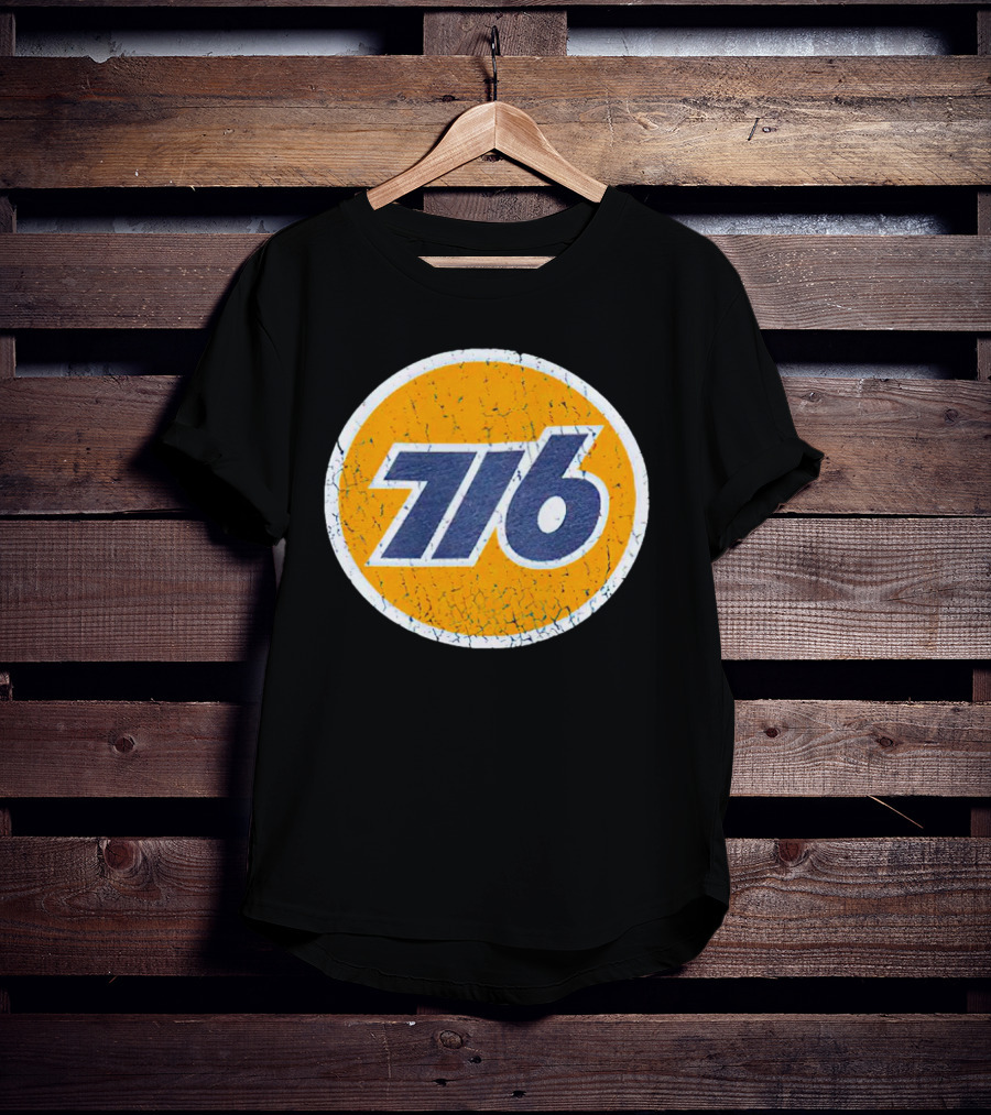 Pumped Up 716 Retro Sports Number Circle T-Shirt