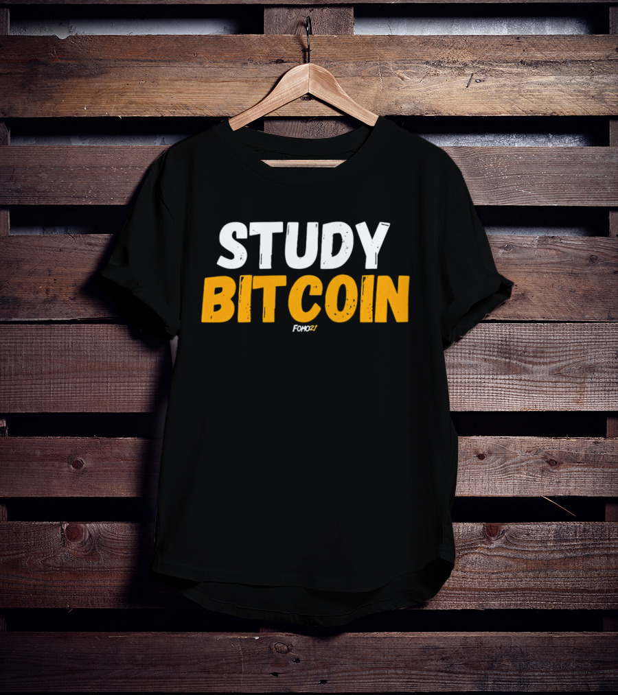 STUDY BITCOIN FOMO27 T-Shirt