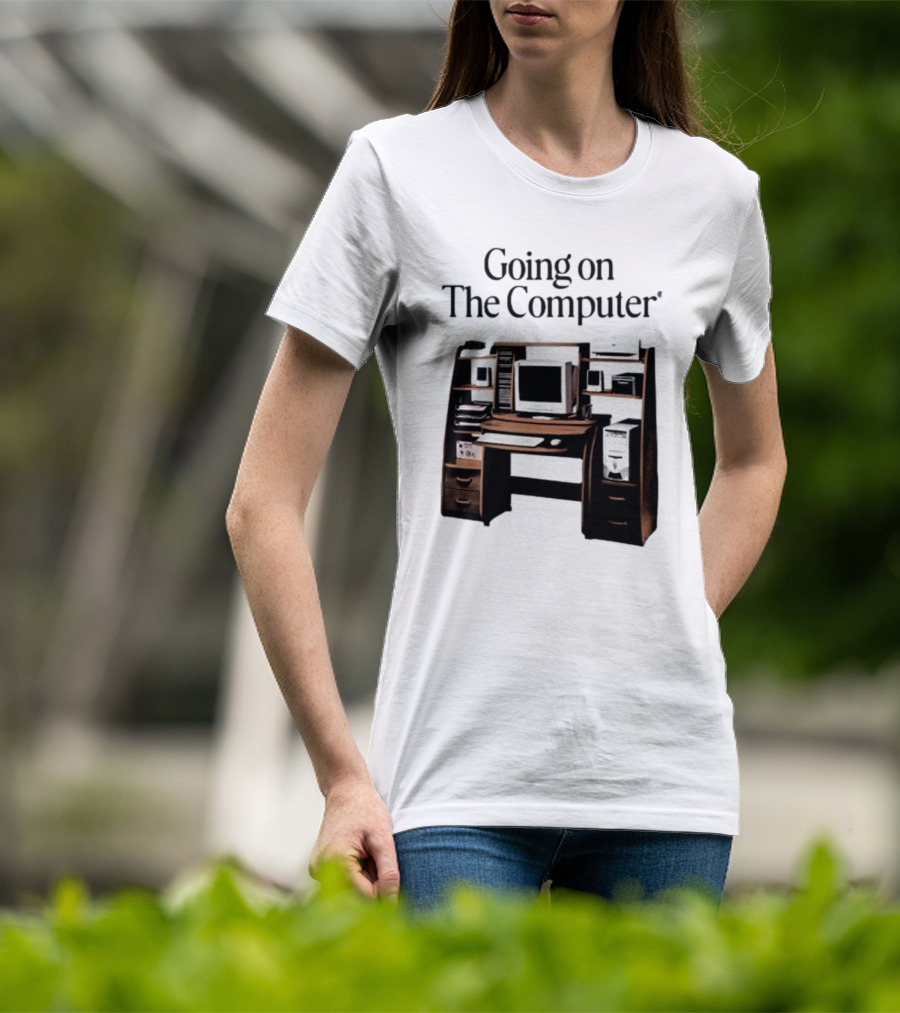 Going On The Computer In Loving Memory 1995-2207 Retro Desktop Setup T-Shirt