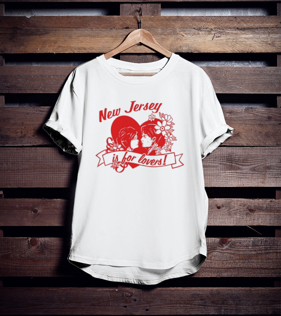 New Jersey Is For Lovers Red Heart Floral Banner T-Shirt