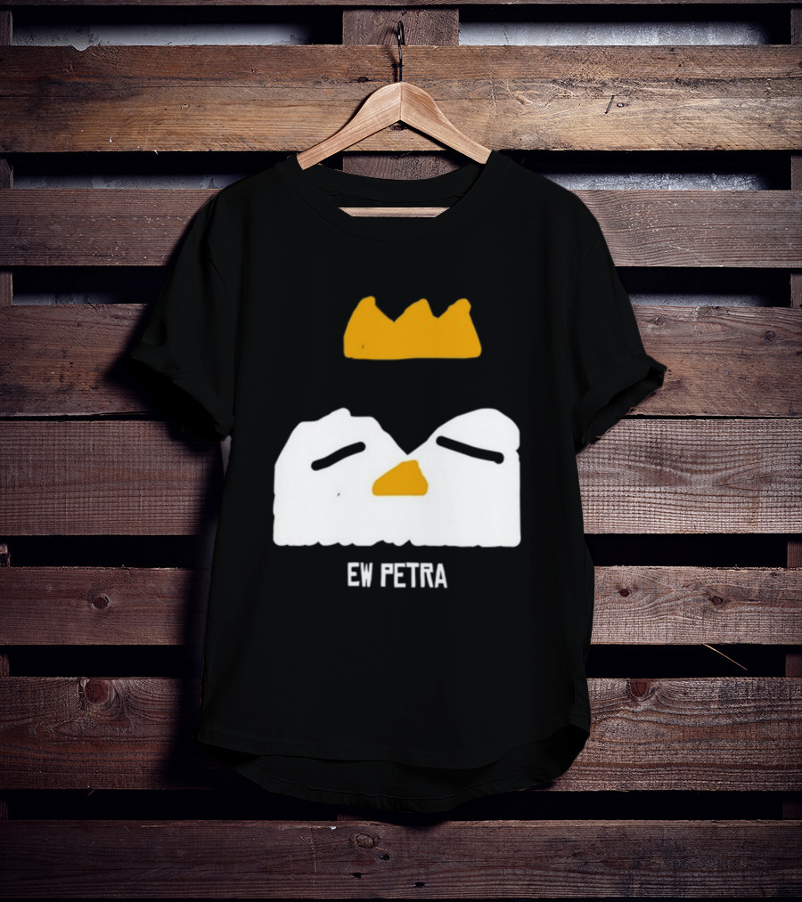 Ew Petra Gurin Clips Iconic T-Shirt