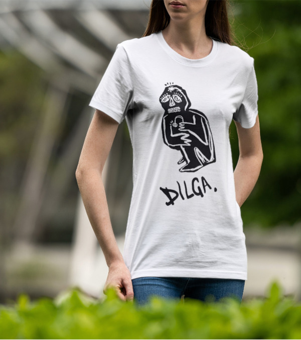 DILGA Boxy Character Holding Lock T-Shirt