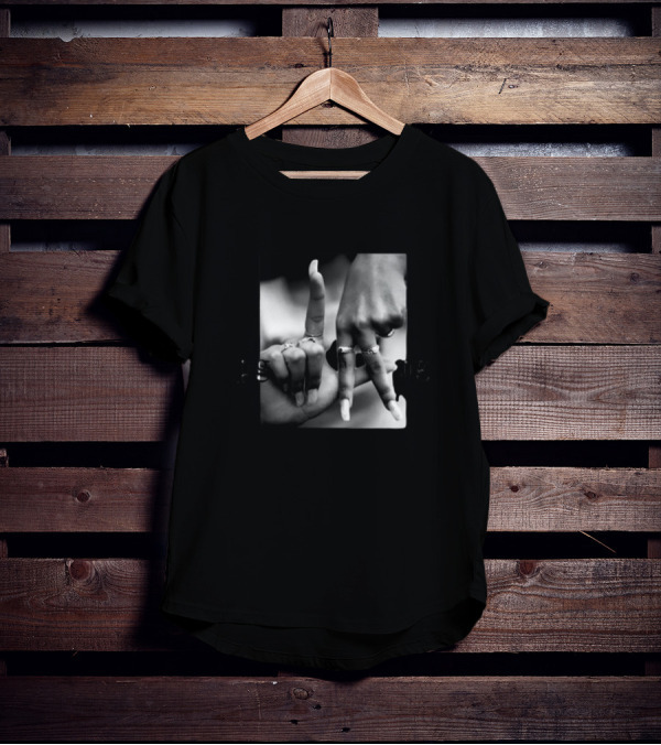 Pglang Kendrick Lamar Black And White Hand Gesture T-Shirt