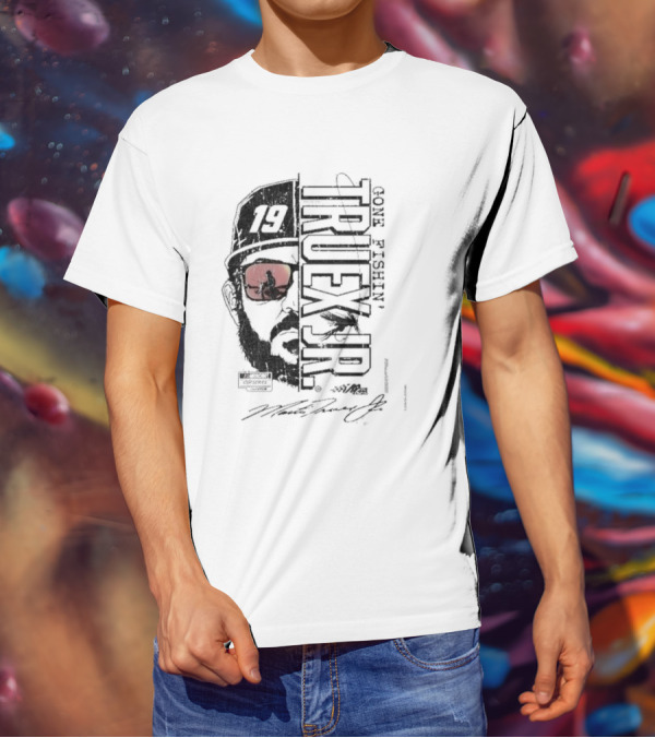 Martin Truex Jr Joe Gibbs Racing Team Gone Fishin’ 19 Racing Silhouette Sunglasses Graphic Signature T-Shirt