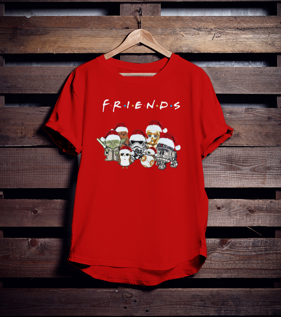 Star Wars Characters Yoda Chewbacca Porgs Stormtrooper R2 D2 C 3PO BB 8 Friends TV Show Christmas Santa Hats T-Shirt