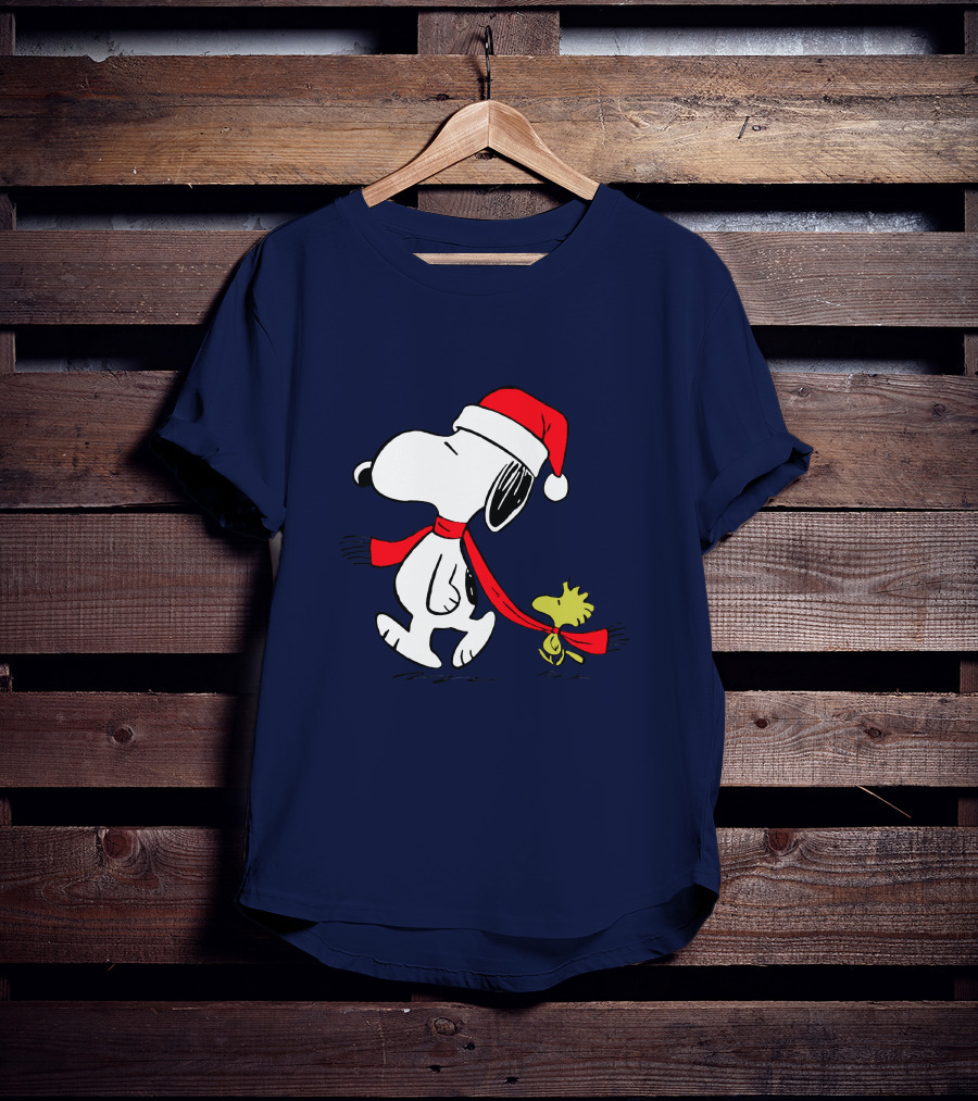 Snoopy Santa Hat And Woodstock Christmas Peanuts Scarf T-Shirt