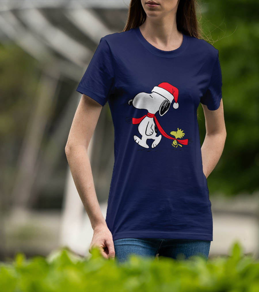 Snoopy Santa Hat And Woodstock Christmas Peanuts Scarf T-Shirt