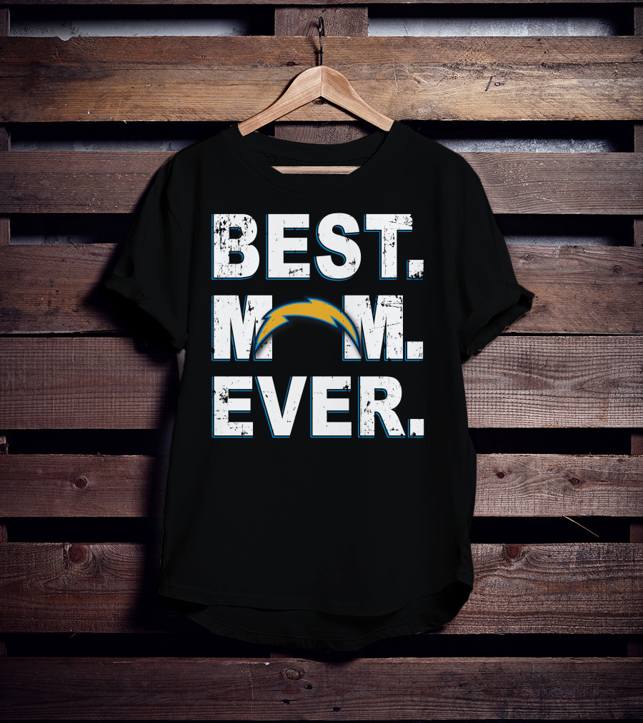 Best Mom Ever Chargers Bolt Fan T-Shirt