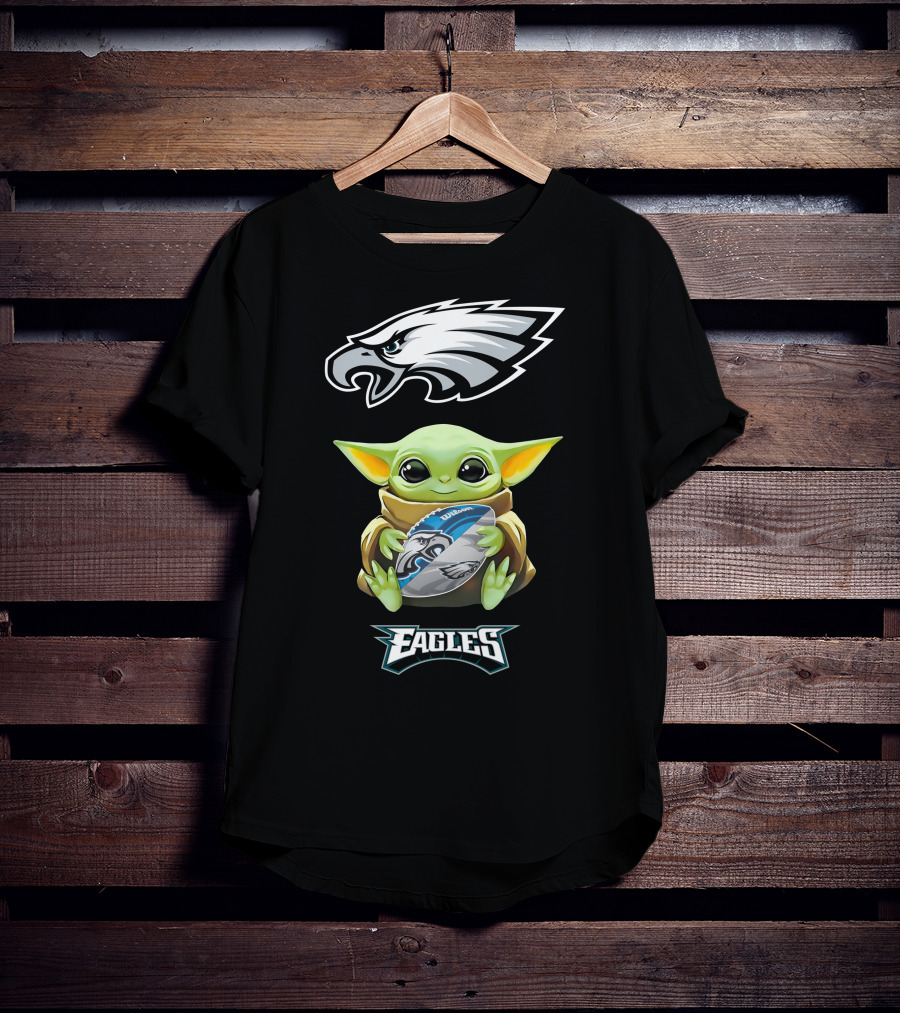 Baby Yoda Hug Philadelphia Eagles Football Team T-Shirt