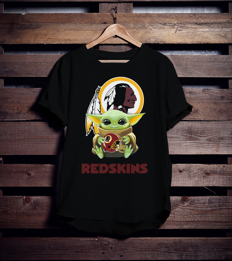 Baby Yoda Holding Washington Redskins Football Helmet Redskins T-Shirt