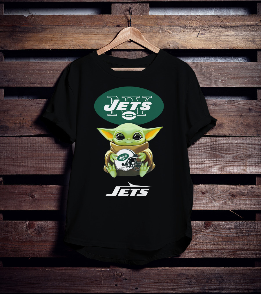 Grogu New York Jets Helmet Hug Football Logo Jets T-Shirt