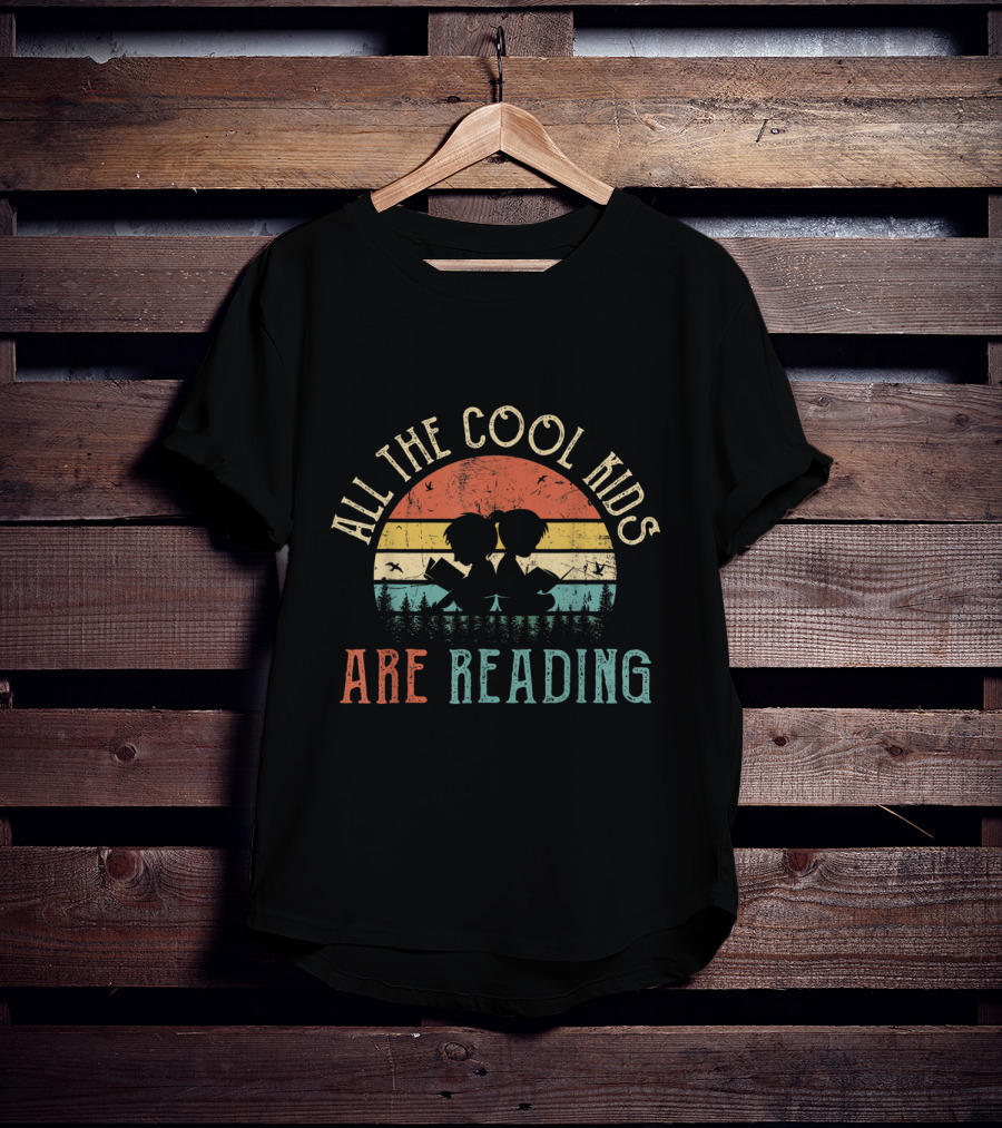 All The Cool Kids Are Reading Vintage Retro Sunset With Silhouette Forest And Children Holding Books T-Shirt