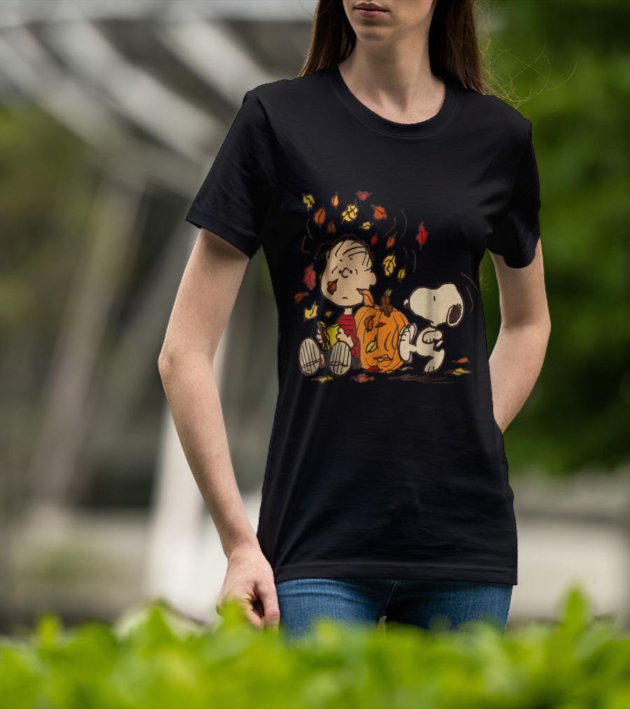 Peanuts Snoopy Linus With Pumpkin And Falling Leaves T-Shirt