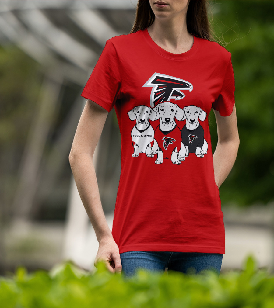 Atlanta Falcons With Dachshund  T-Shirt