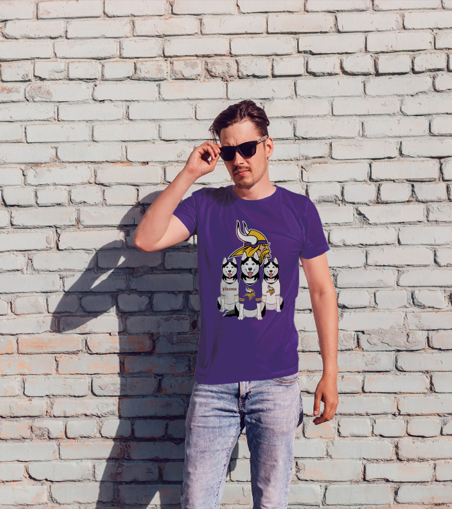 Minnesota Vikings Husky Trio T-Shirt