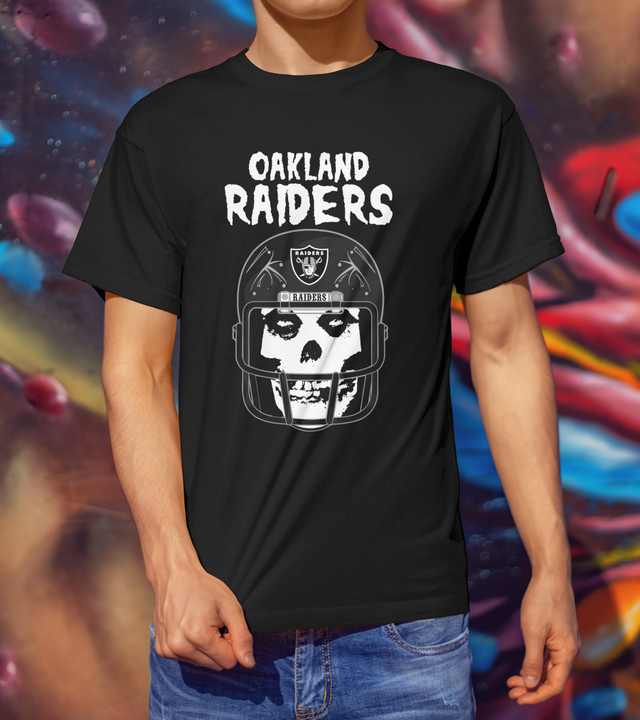 Oakland Raiders Skull Helmet T-Shirt