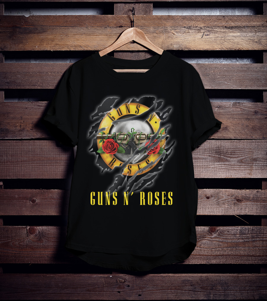 Guns N' Roses Logo With Pistols And Red Roses On Black T-Shirt