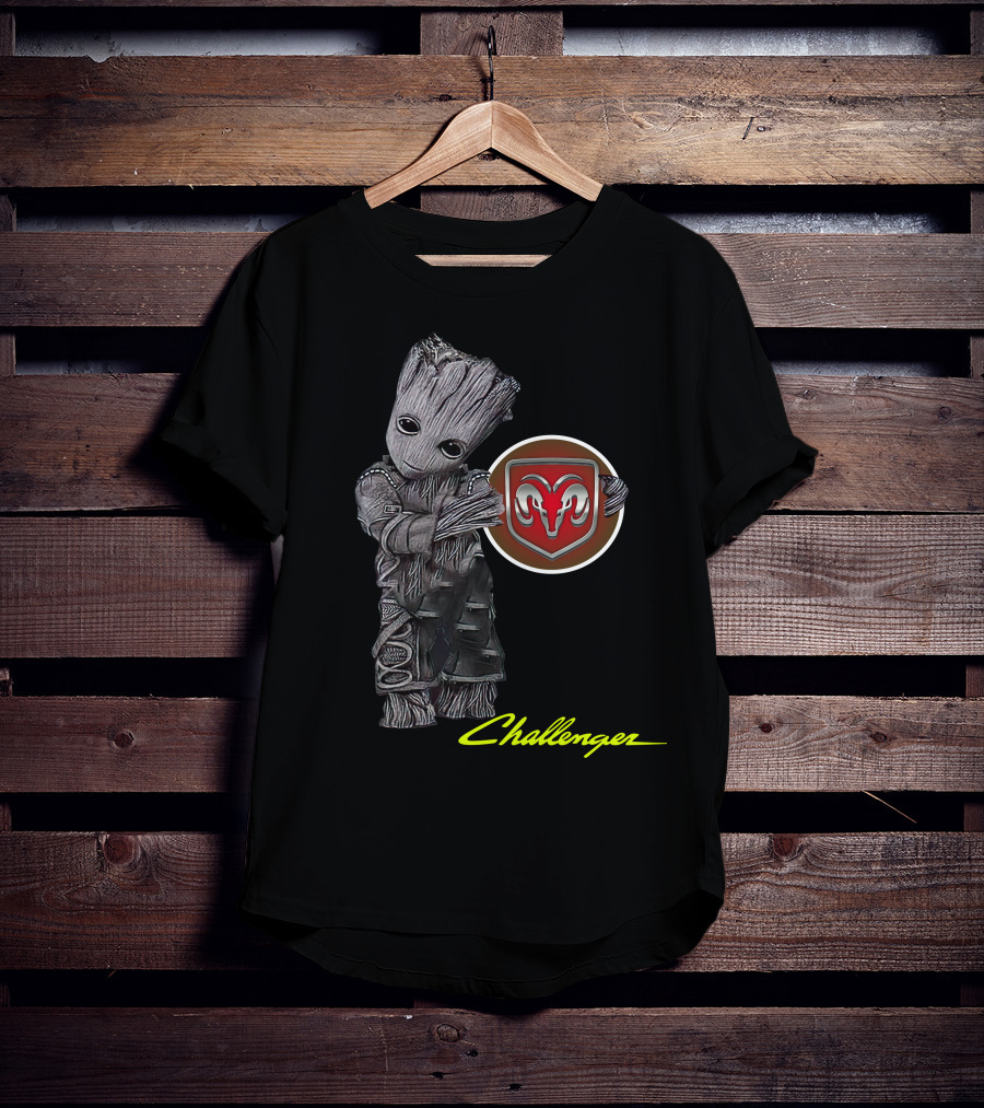 Challenger Groot Holding Dodge Ram T-Shirt