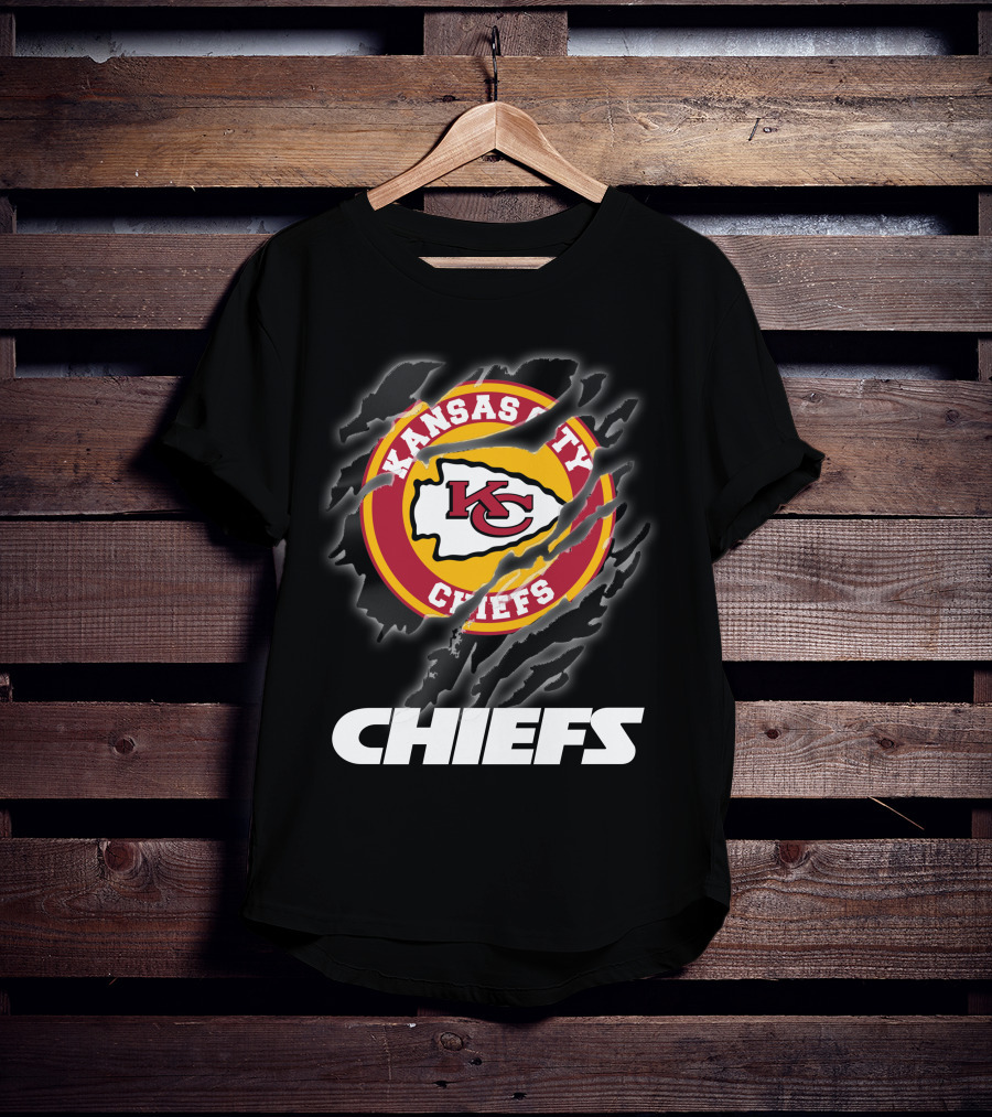 Kansas City Chiefs 08 Chiefs Logo Claw Marks T-Shirt