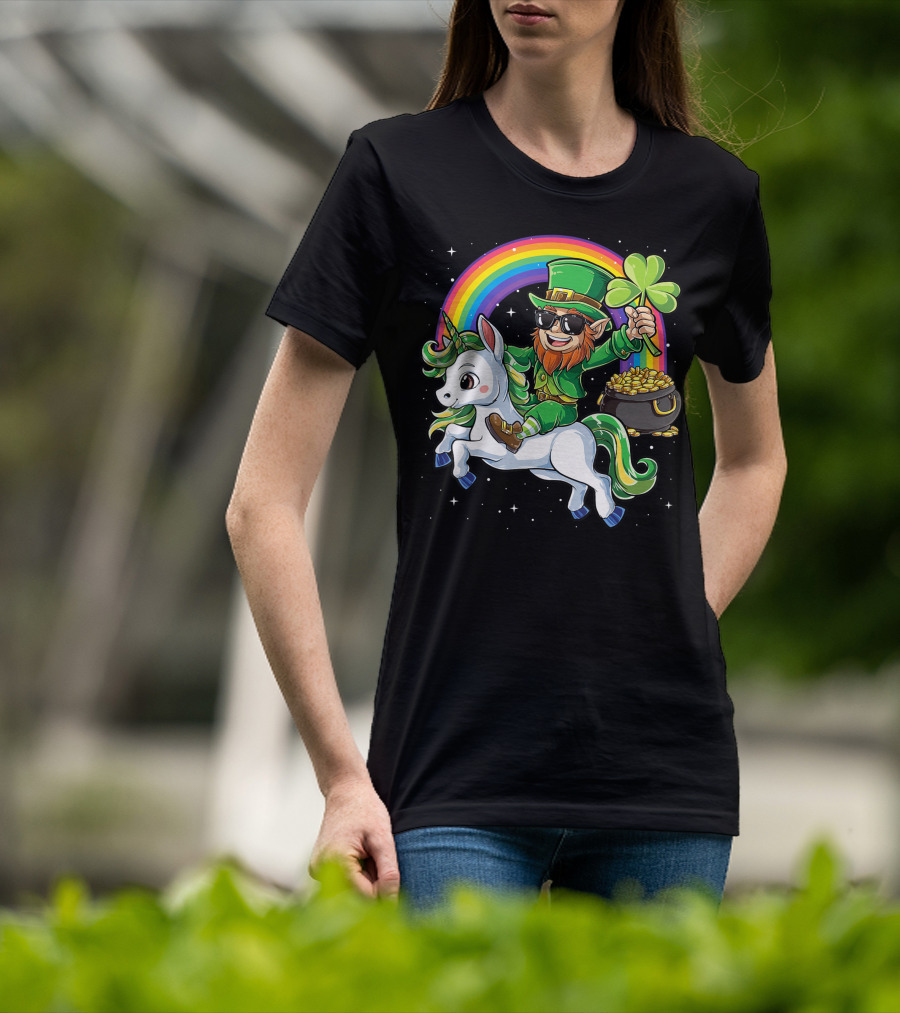 Unicorn Leprechaun St Patricks Day Girls Kids Women Rainbow Shamrock Gold T-Shirt