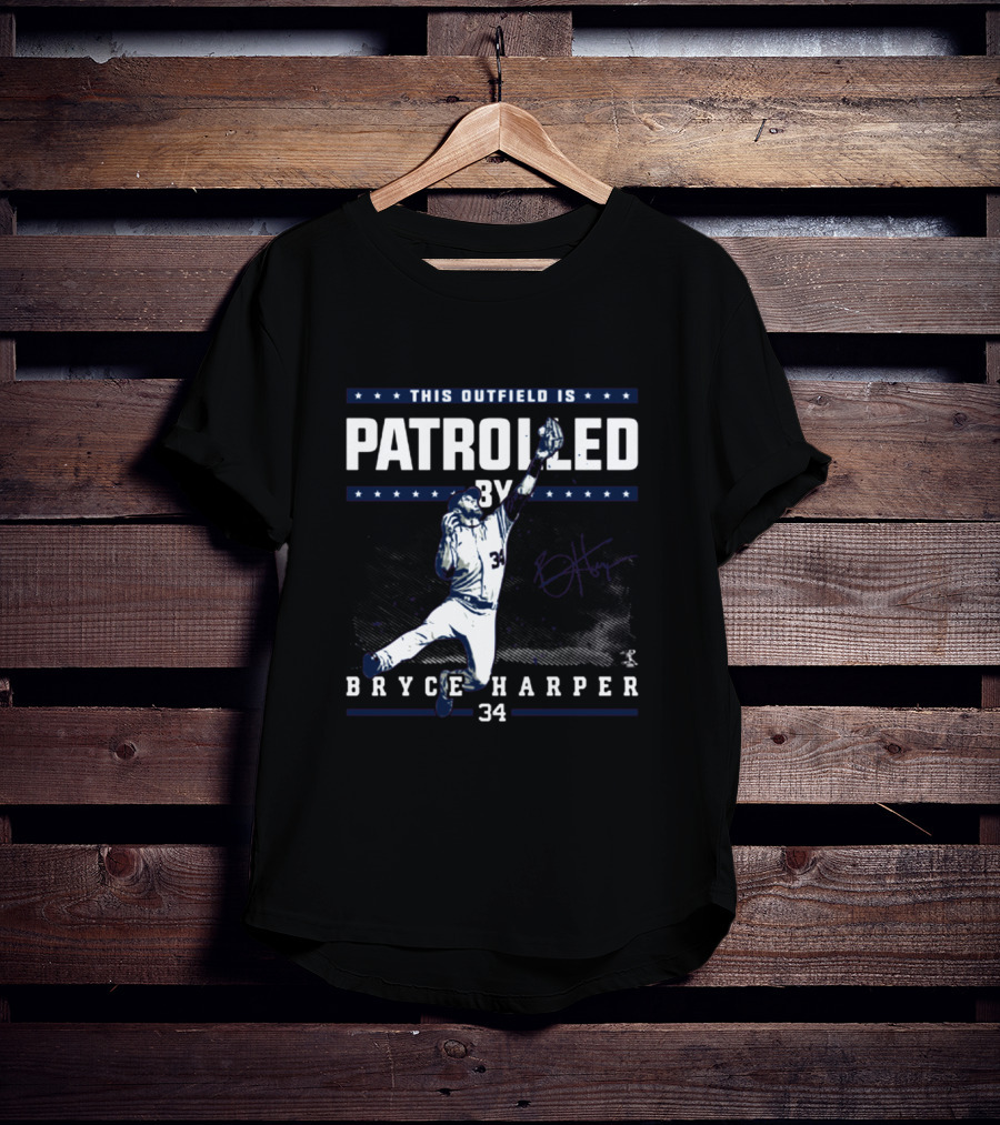 Bryce Harper Patrolling This Outfield Catch Action T-Shirt