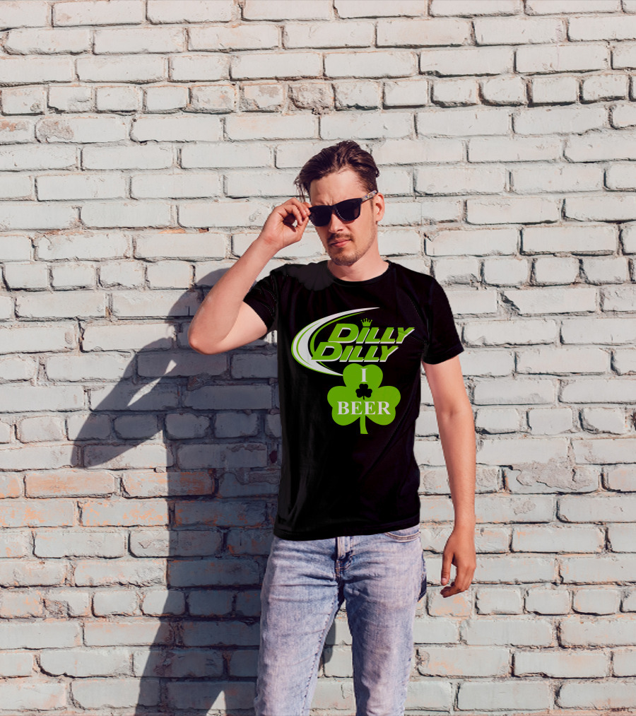 Dilly Dilly I Shamrock Beer Green Clover With Crown T-Shirt