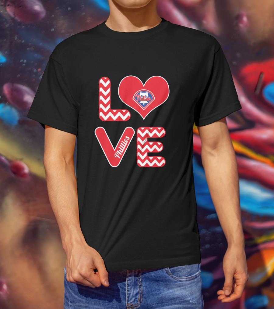 Love Phillies Heart Design For Philadelphia Baseball Fans T-Shirt