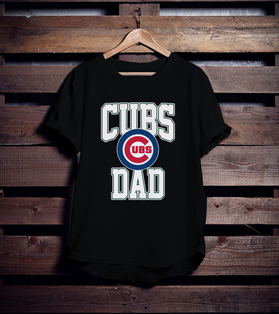 Chicago Cubs Dad With Team T-Shirt