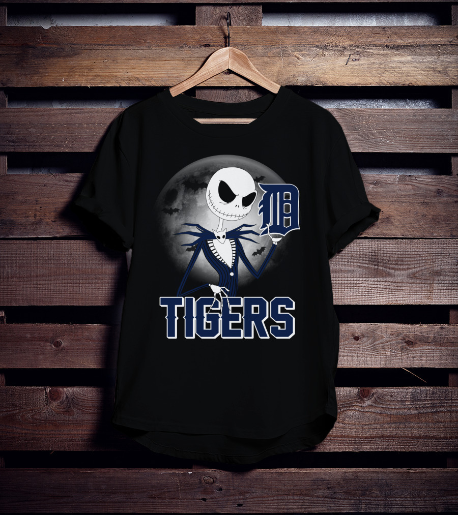 Jack Skellington Detroit Tigers Halloween Moon Scene T-Shirt