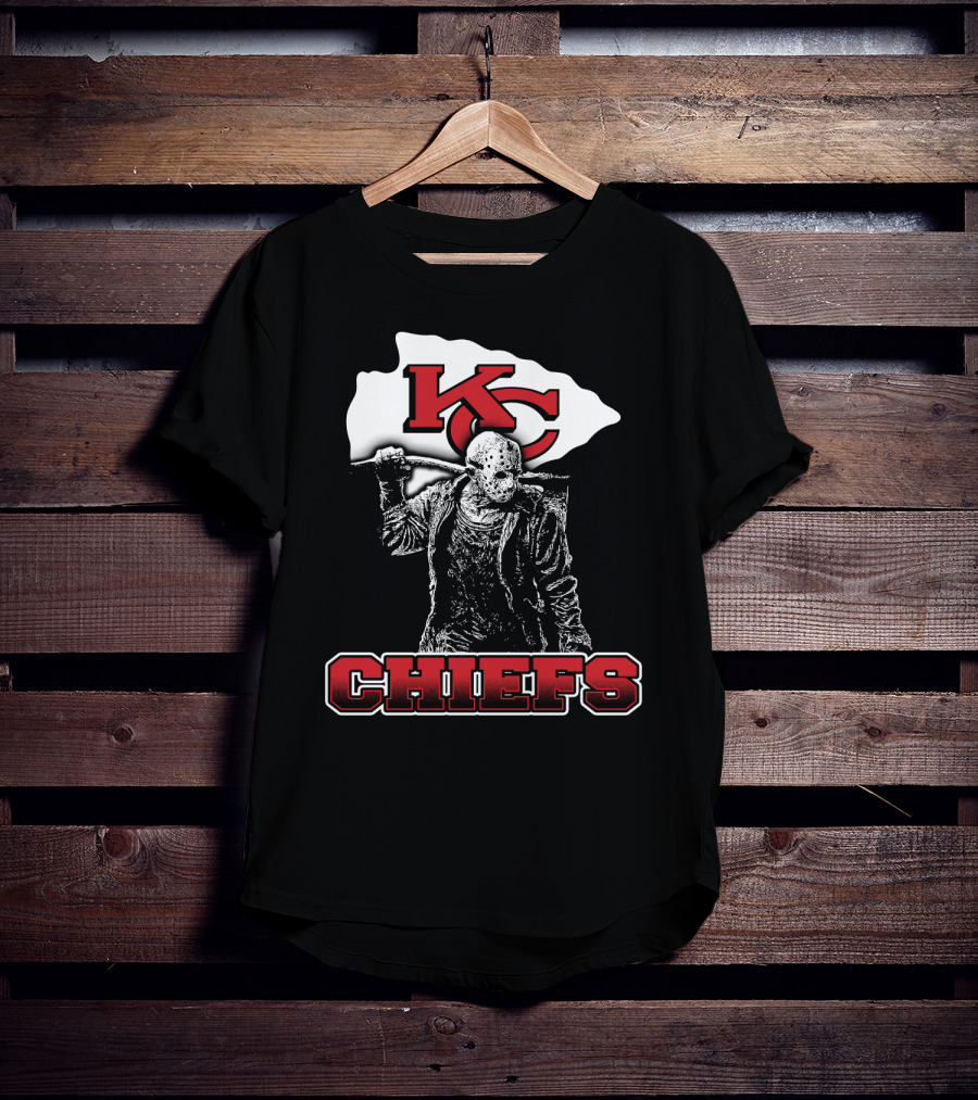 Jason Voorhees With Kansas City Chiefs Logo Chiefs Fans T-Shirt
