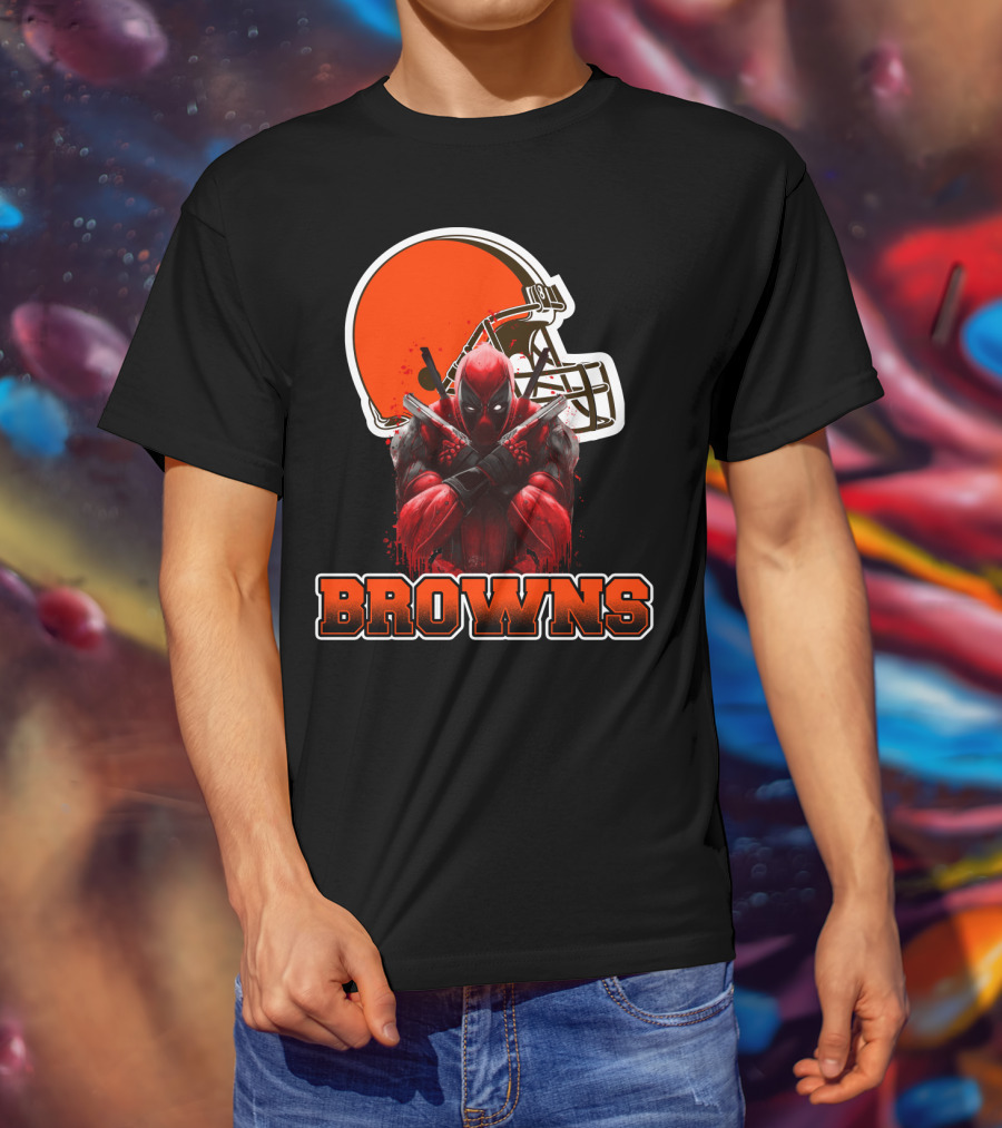 Cleveland Browns Deadpool Crossover Football Fan T-Shirt
