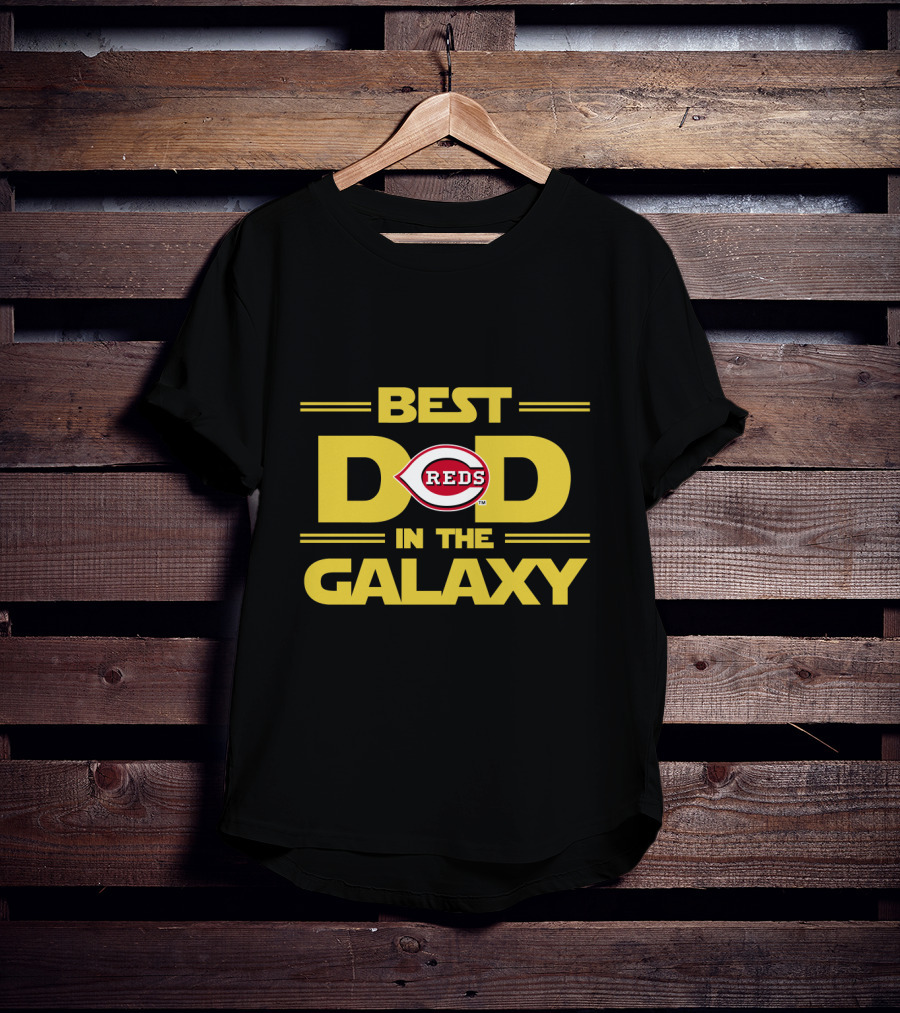 Best Reds Dad In The Galaxy T-Shirt