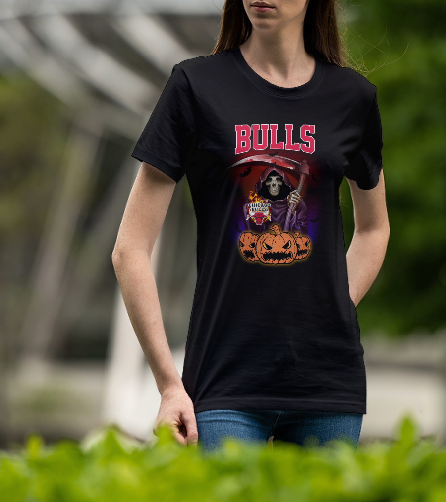 Chicago Bulls Halloween Reaper With Scythe And Pumpkins T-Shirt