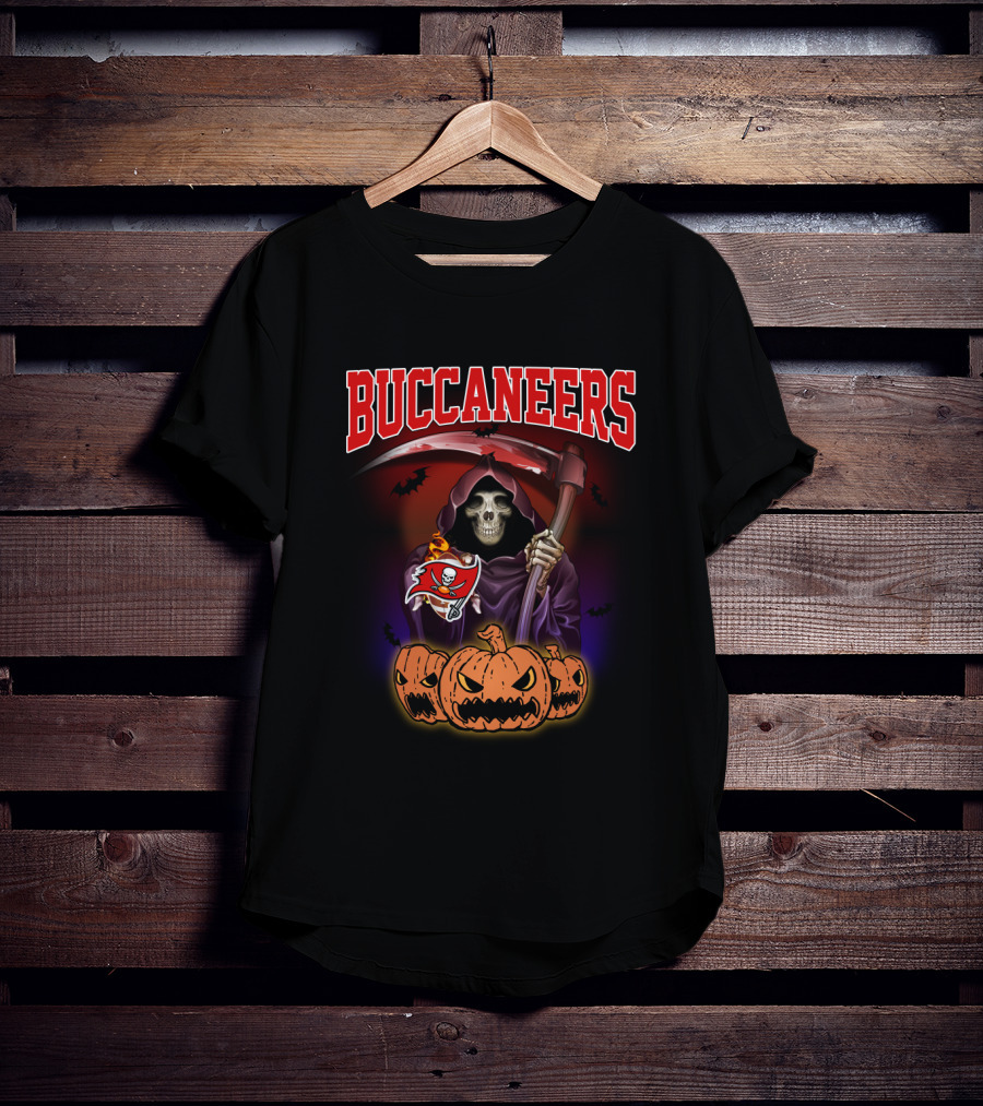 Buccaneers Grim Reaper With Scythe And Jack-O'-Lanterns Halloween T-Shirt