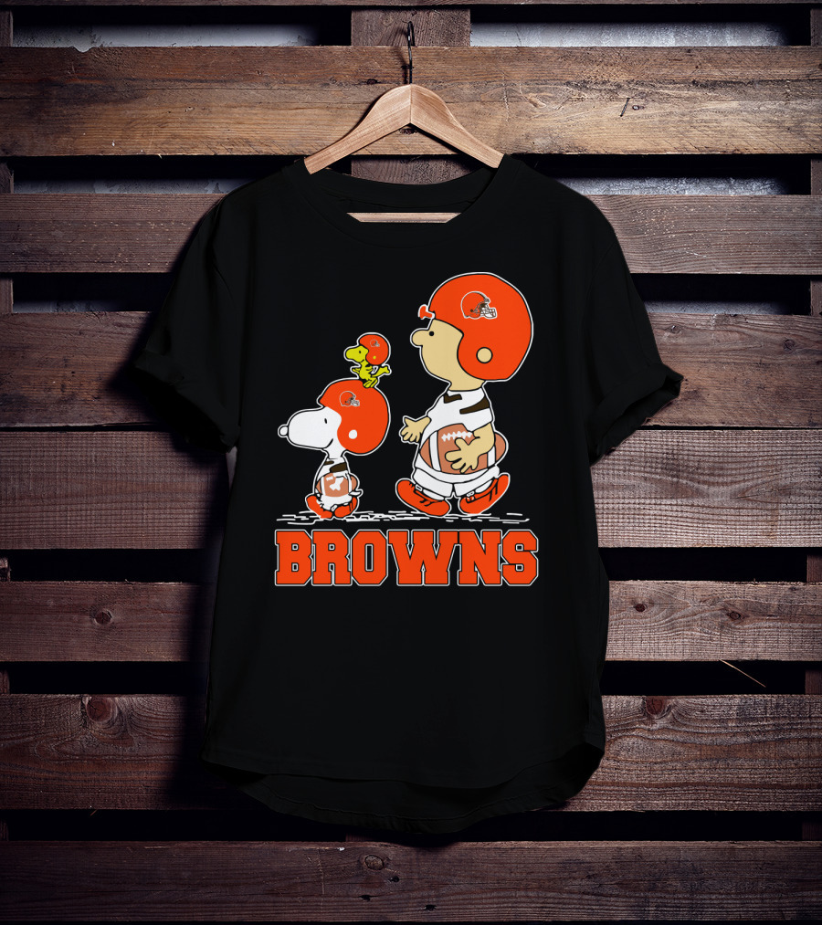 Snoopy And Woodstock With Cleveland Browns Football Helmets And Browns T-Shirt