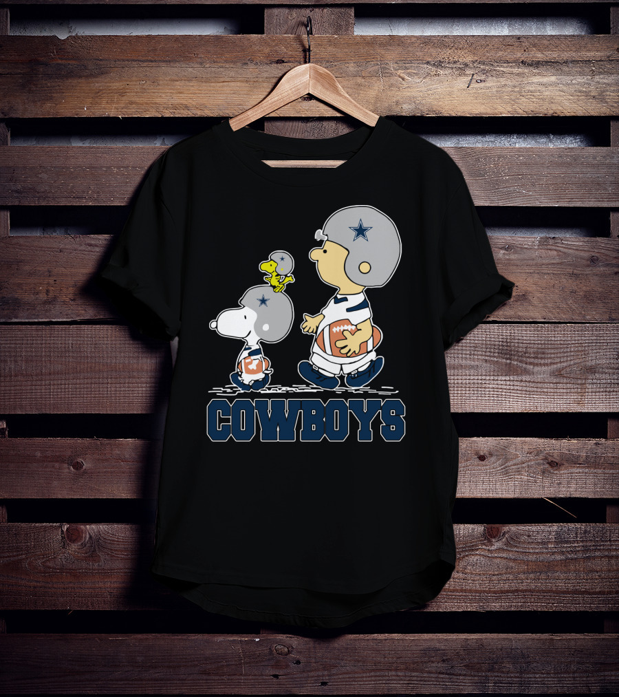 Snoopy Peanuts Dallas Cowboys Football Fans T-Shirt