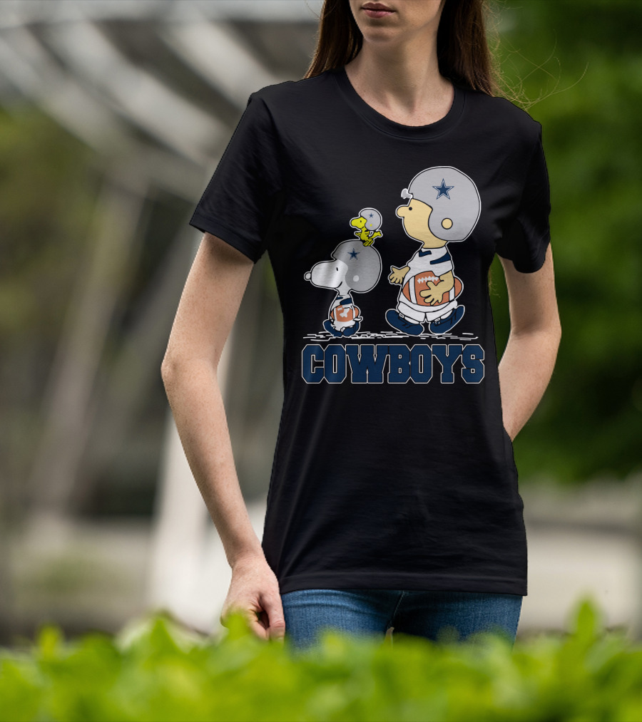 Snoopy Peanuts Dallas Cowboys Football Fans T-Shirt